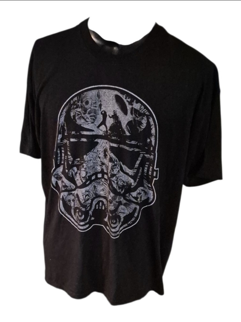 Star Wars Stormtrooper Skull Graphic T-Shirt
Size: 2XL
Cotton & polyester blend